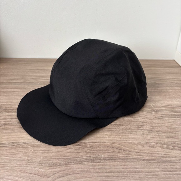 Arcteryx Veilance STEALTH CAP A lightweight and breathable cap Gore-Tex NEW L-XL - Picture 6 of 12